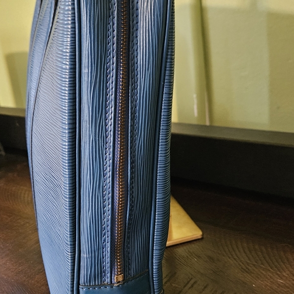 Louis Vuitton Epi Porte Documents Voyager Work Bag Beautiful Teal Leather - Picture 5 of 16